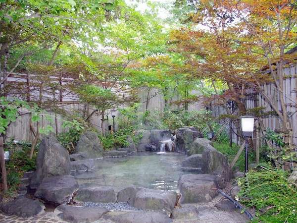 Open-air bath